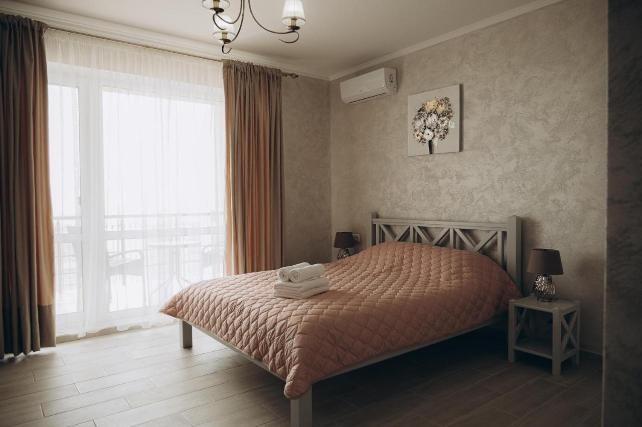 Hotel Три Слона Zatoka Zewnętrze zdjęcie