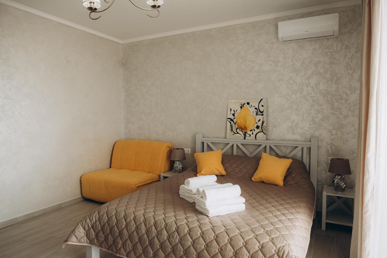 Hotel Три Слона Zatoka Zewnętrze zdjęcie