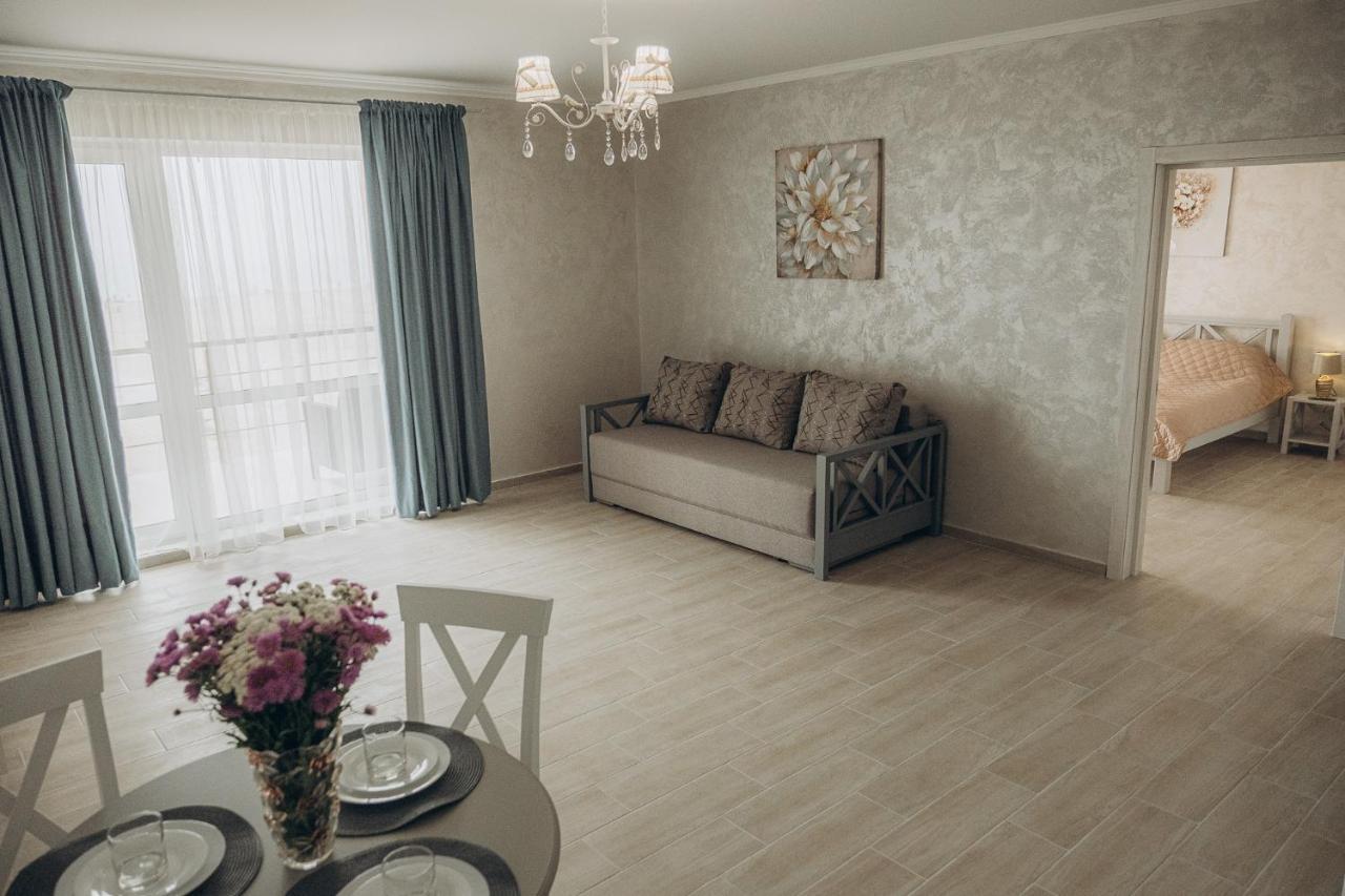 Hotel Три Слона Zatoka Zewnętrze zdjęcie